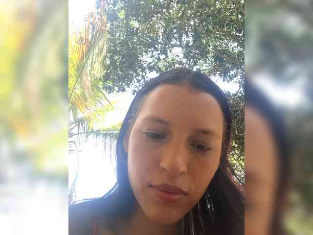 Esmeralda-2petit webcam