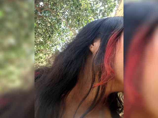 Esmeralda-2petit webcam