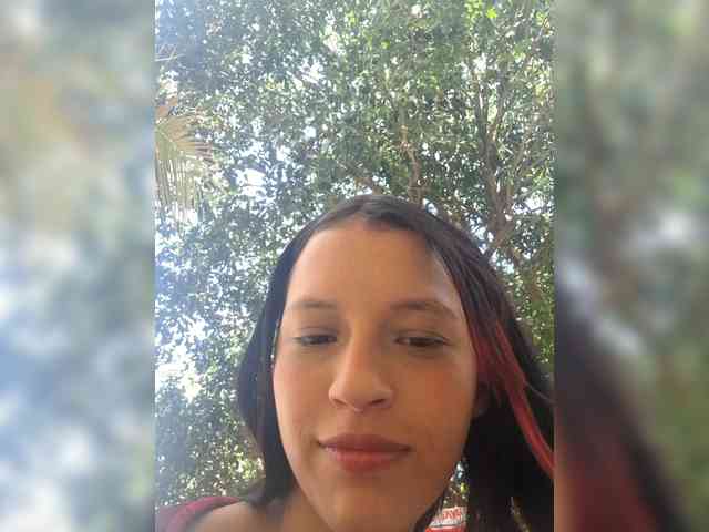 Esmeralda-2petit webcam