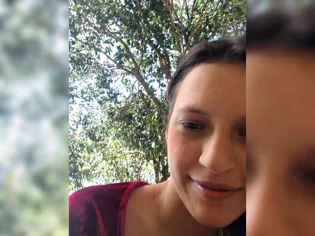 Esmeralda-2petit webcam