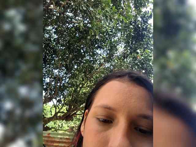 Esmeralda-2petit webcam