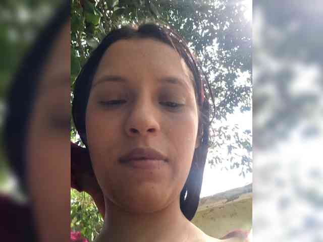 Esmeralda-2petit webcam