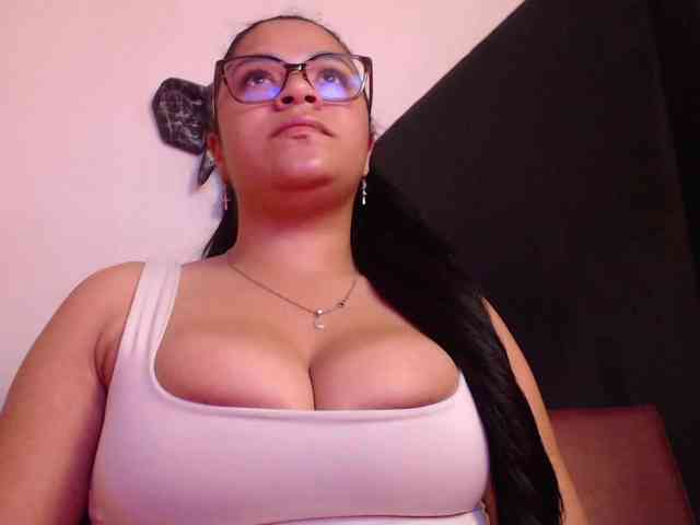 Isabel-Cortez webcam