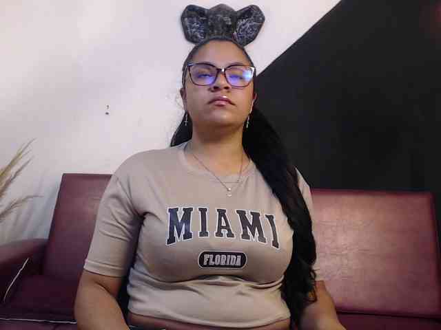 Isabel-Cortez webcam