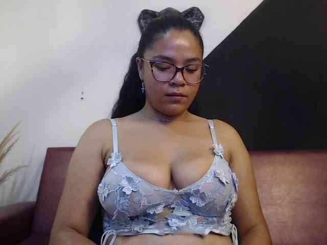 Isabel-Cortez webcam