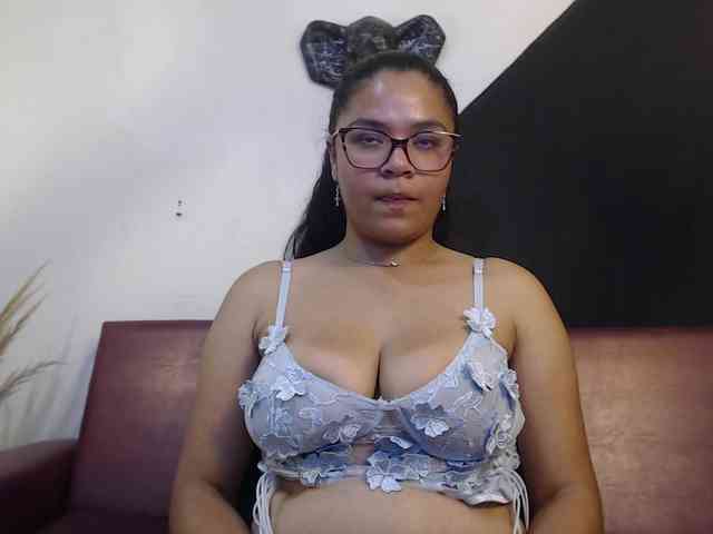 Isabel-Cortez webcam