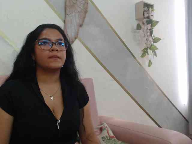 Isabel-Cortez webcam