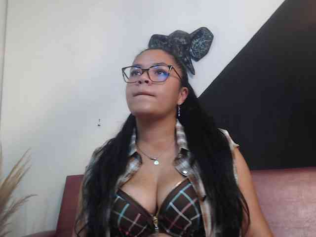 Isabel-Cortez webcam