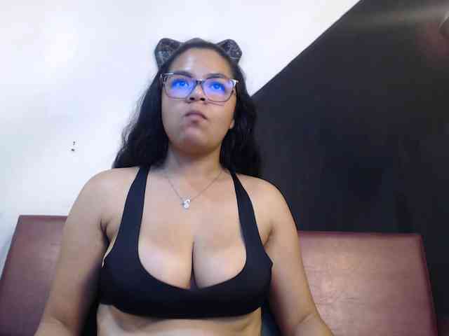 Isabel-Cortez webcam