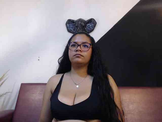 Isabel-Cortez webcam