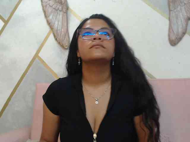 Isabel-Cortez webcam