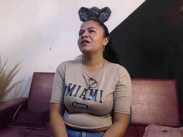 Isabel-Cortez webcam