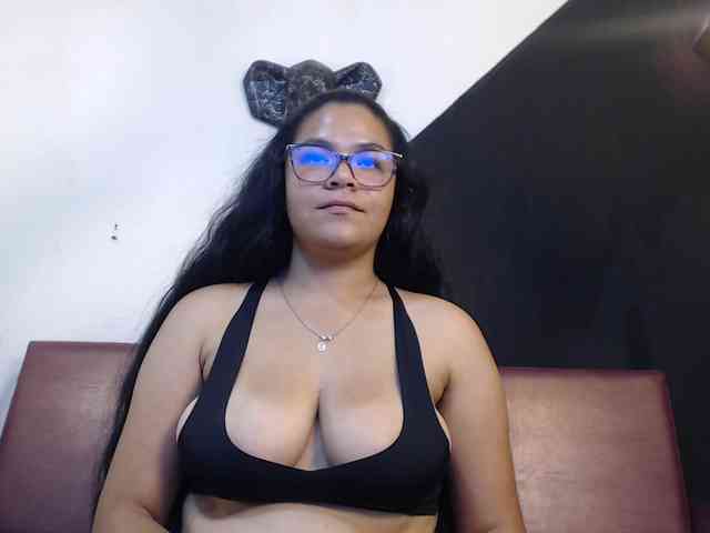 Isabel-Cortez webcam