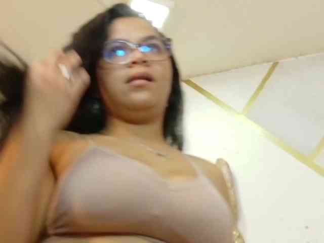 Isabel-Cortez webcam