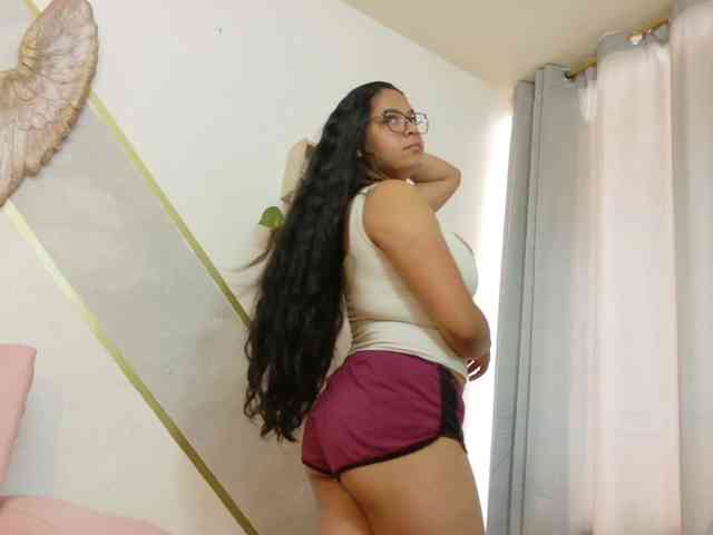 Isabel-Cortez webcam