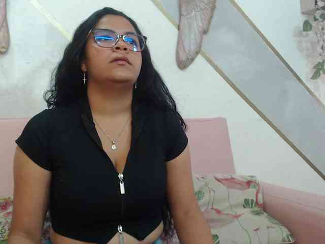 Isabel-Cortez webcam