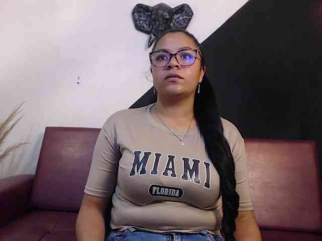 Isabel-Cortez webcam