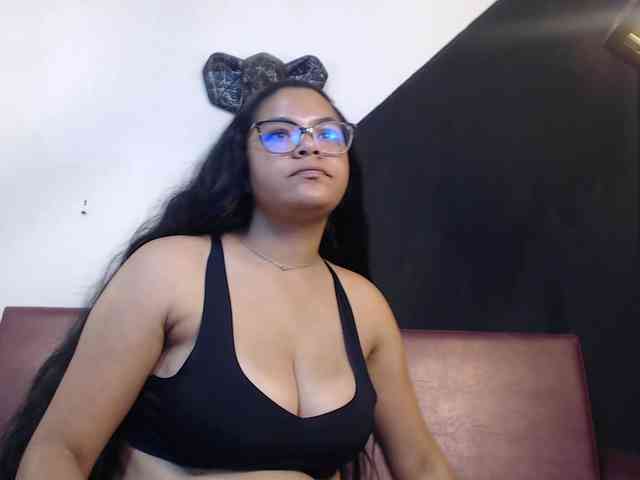 Isabel-Cortez webcam