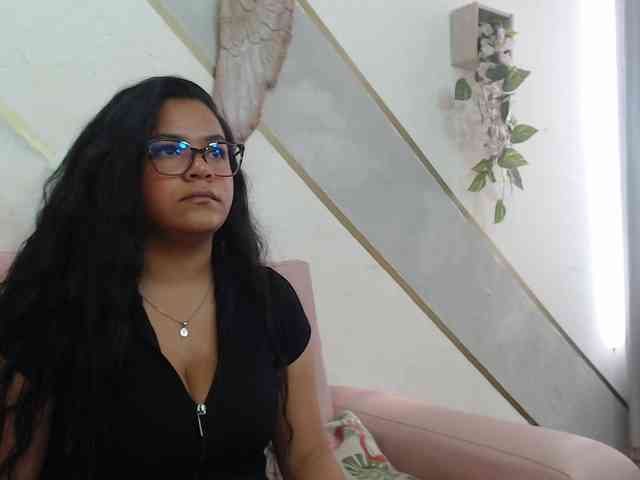 Isabel-Cortez webcam