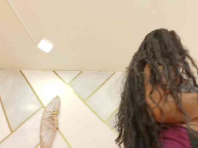 Isabel-Cortez webcam