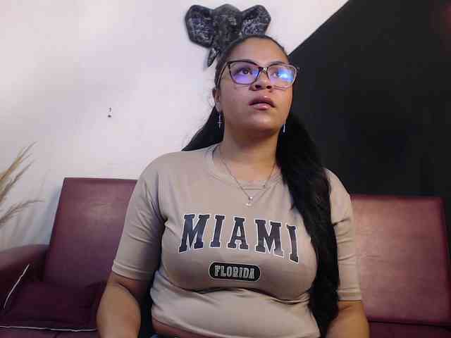 Isabel-Cortez webcam