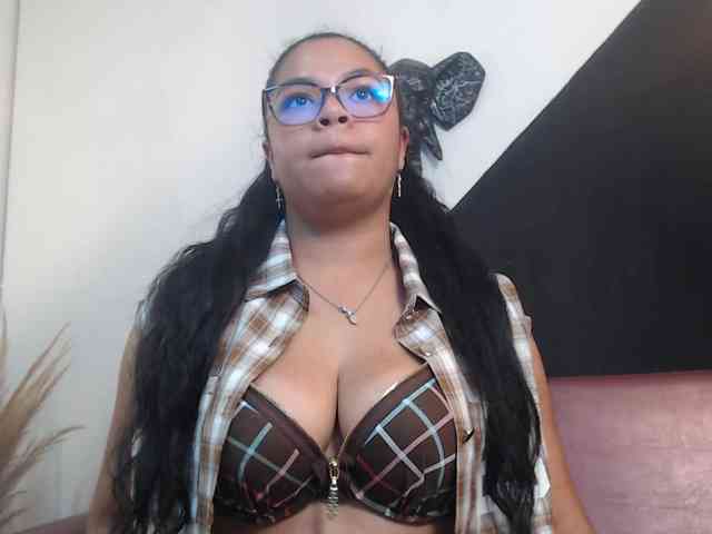 Isabel-Cortez webcam