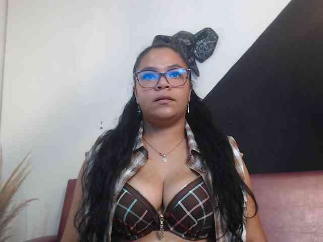 Isabel-Cortez webcam