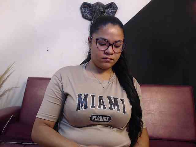 Isabel-Cortez webcam