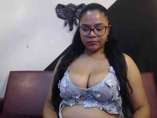 Isabel-Cortez webcam