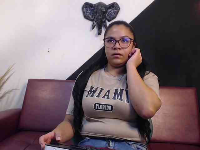 Isabel-Cortez webcam