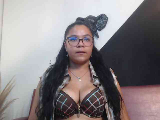 Isabel-Cortez webcam