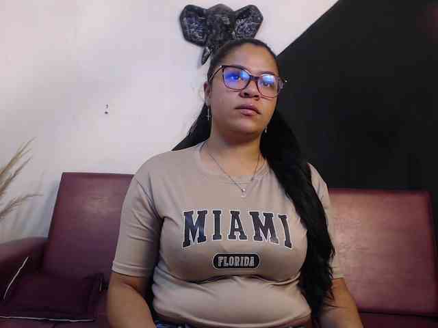 Isabel-Cortez webcam