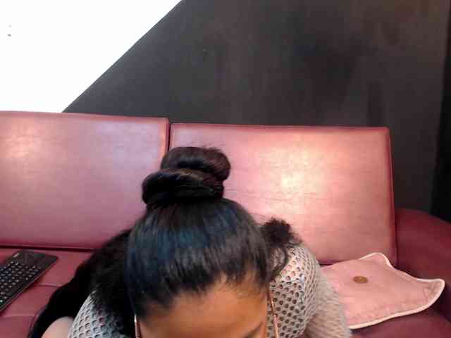 Isabel-Cortez webcam