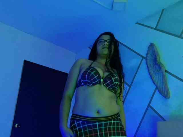 Isabel-Cortez webcam