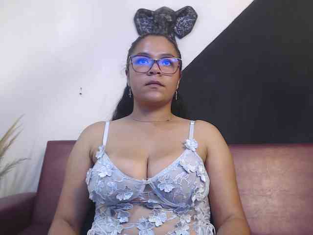 Isabel-Cortez webcam