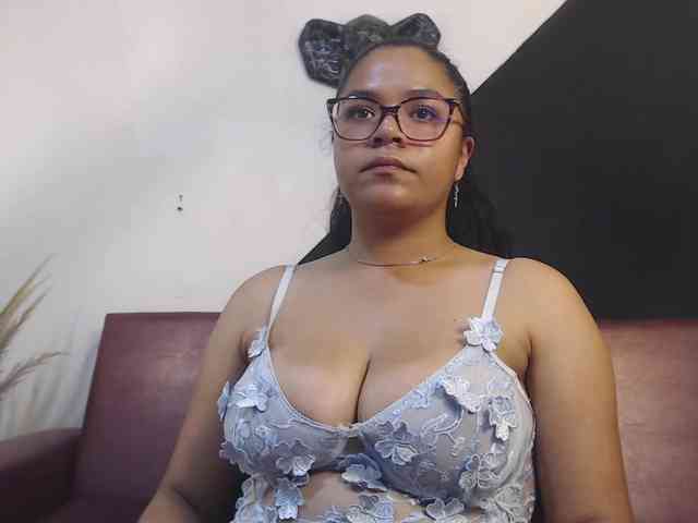 Isabel-Cortez webcam