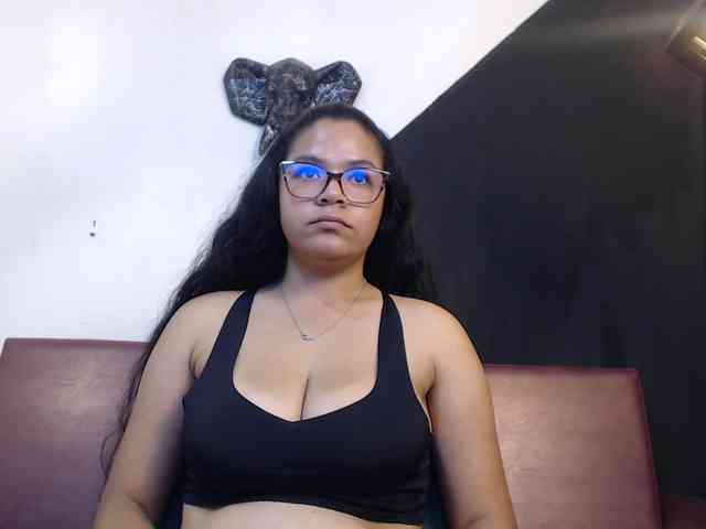 Isabel-Cortez webcam