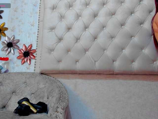 victoriaarousse25's BongaCams show and profile
