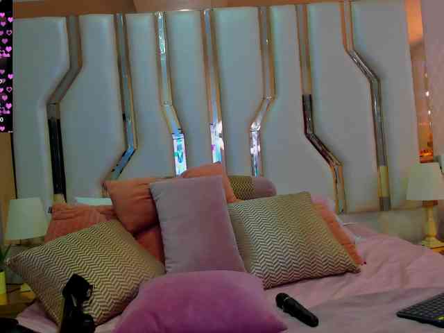 victoriaarousse25 webcam