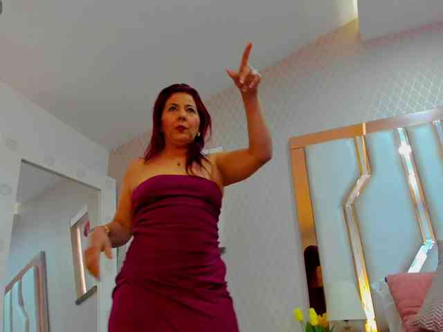 victoriaarousse25 webcam