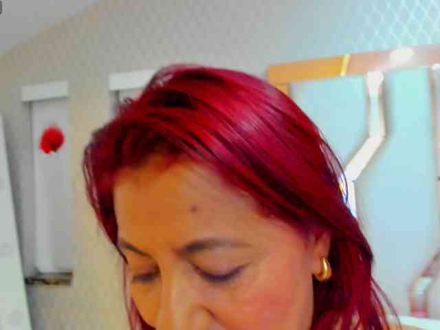 victoriaarousse25 webcam