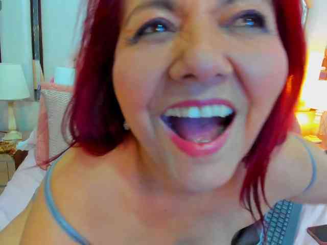 victoriaarousse25 webcam