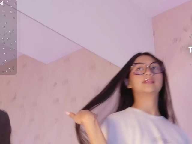 ThinPrincesss's BongaCams show and profile