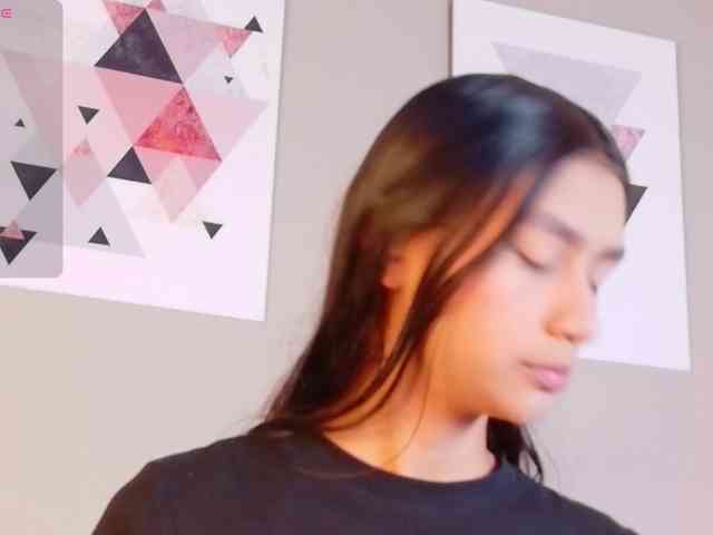 ThinPrincesss Live Webcam on BongaCams