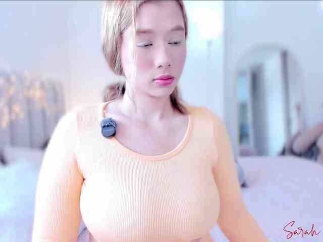 SarahFxy webcam