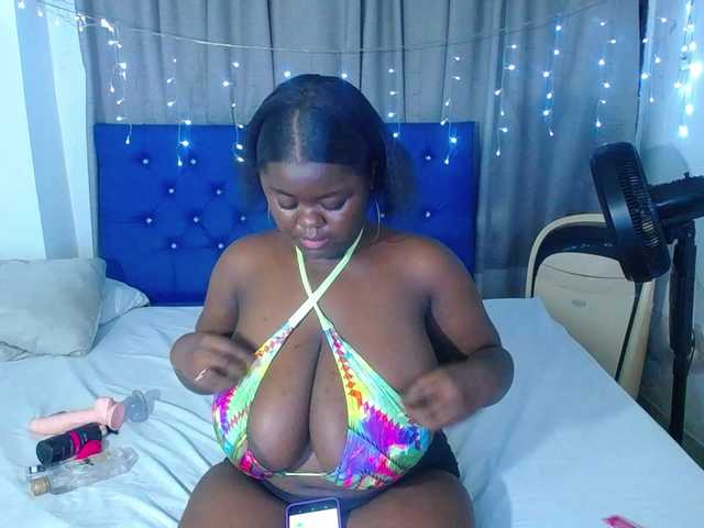 neighbor-ebony's BongaCams show and profile
