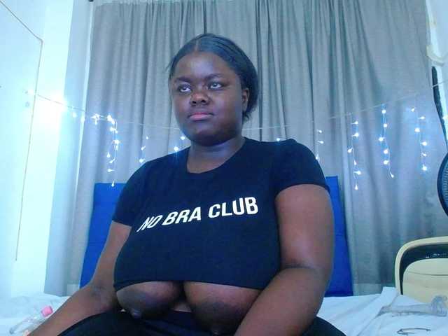 neighbor-ebony's BongaCams show and profile