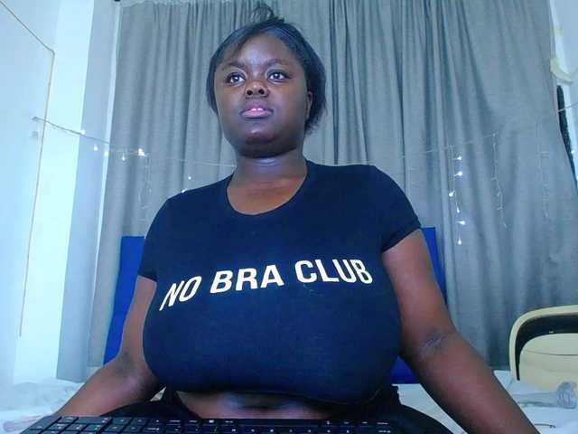 neighbor-ebony's BongaCams show and profile