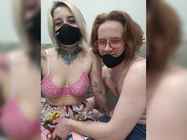 AllisonXAlfred from BongaCams is Freechat