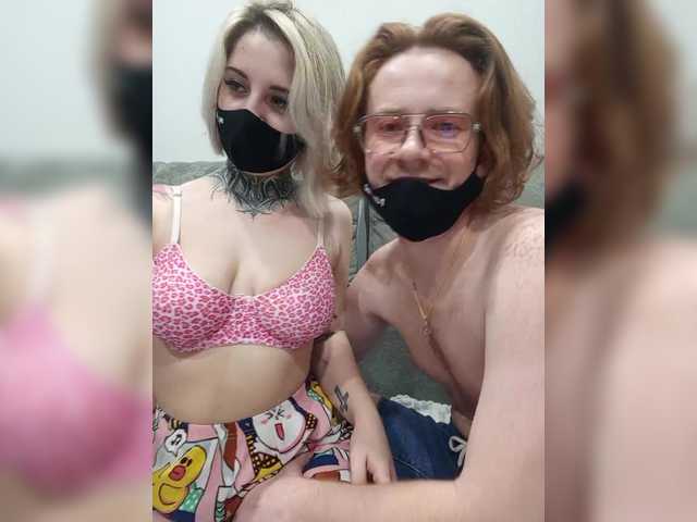 AllisonXAlfred's BongaCams show and profile